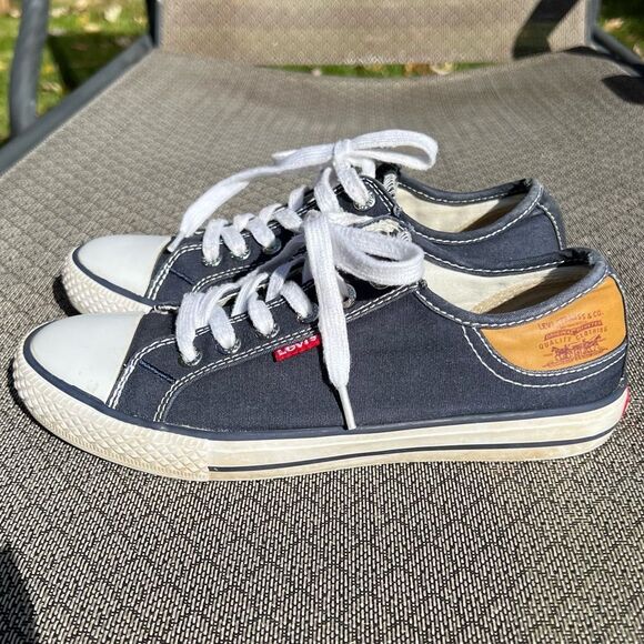 Levi's Navy Canvas Sz 6.5 Women's Stan Buck - Picture 2 of 15